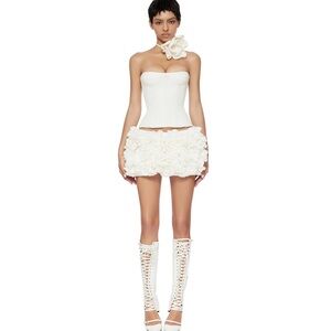 Elegant White Ruffled Skirt